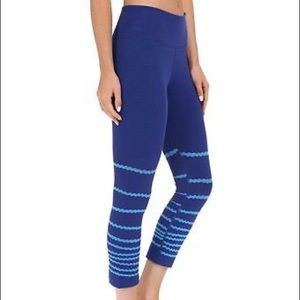 Nike  Dri Fit Legend Capris